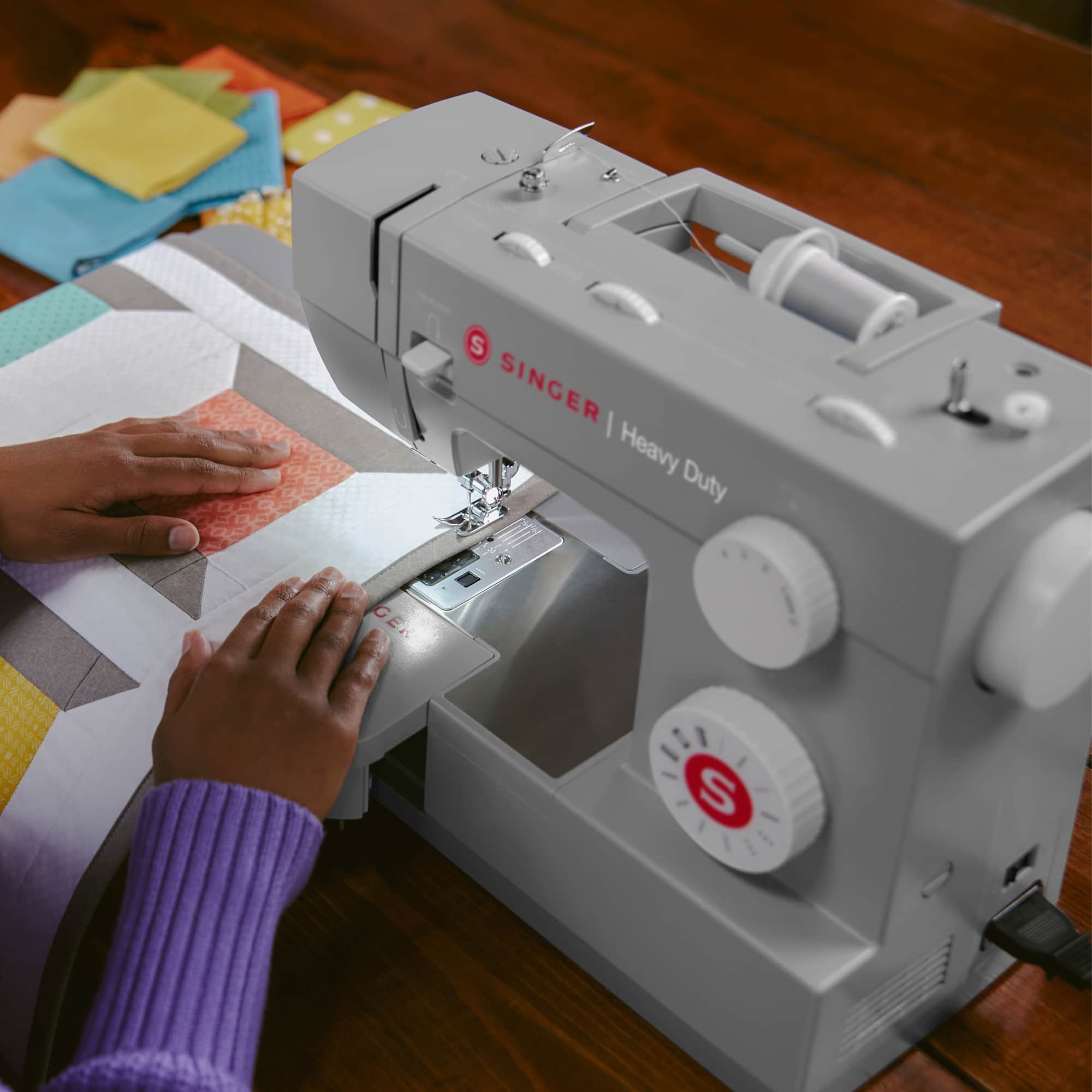 SINGER® Heavy Duty 4411 Mechanical Sewing Machine - Image 3