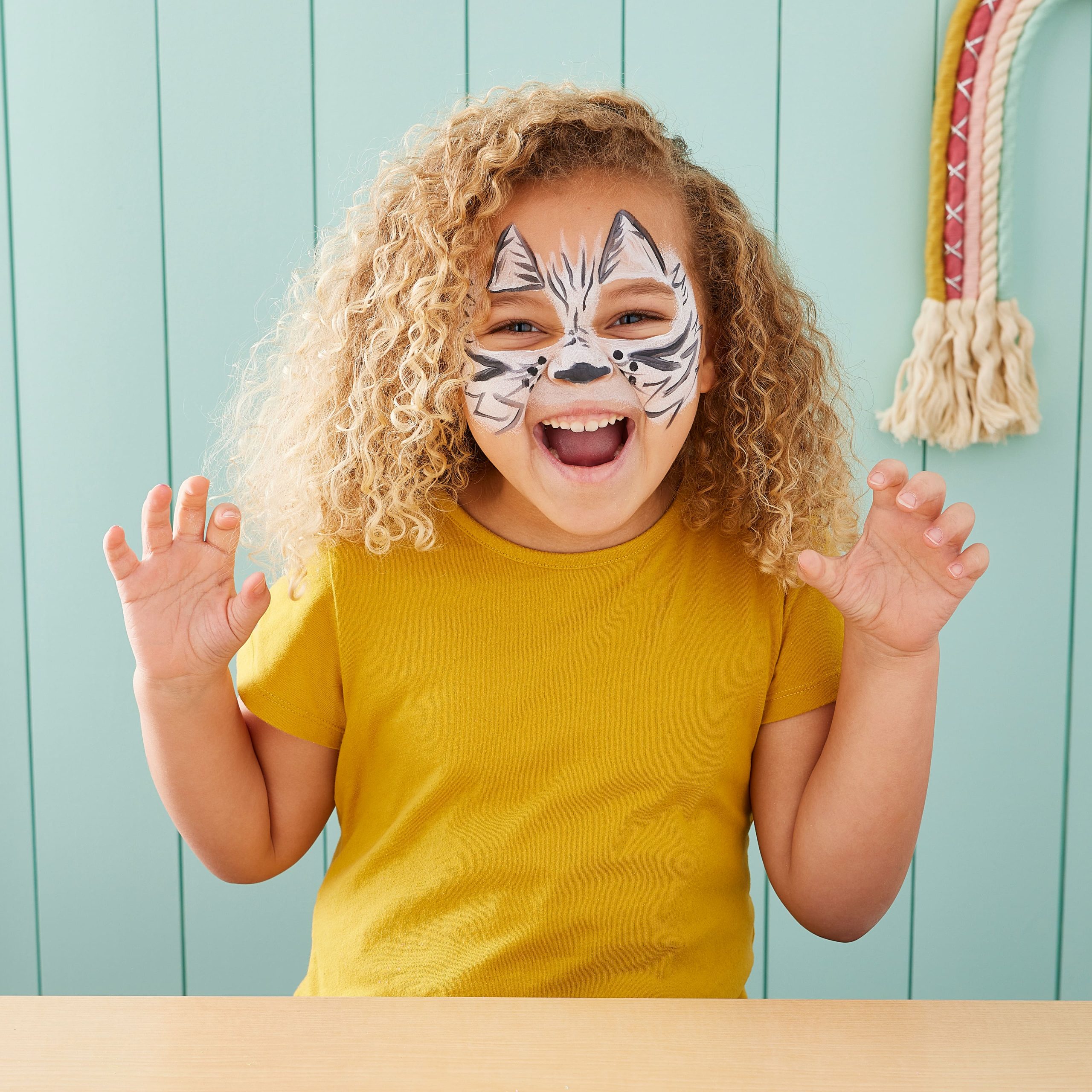 Snazaroo™ Rainbow Face Paint Kit - Image 2