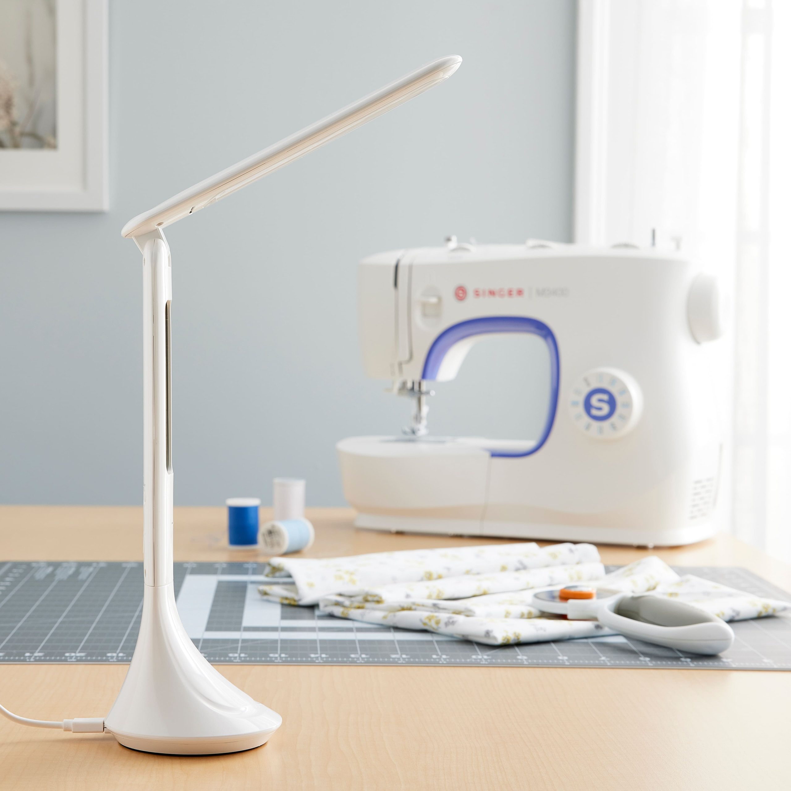 Ottlite Rechargeable LED Task Lamp - Image 2
